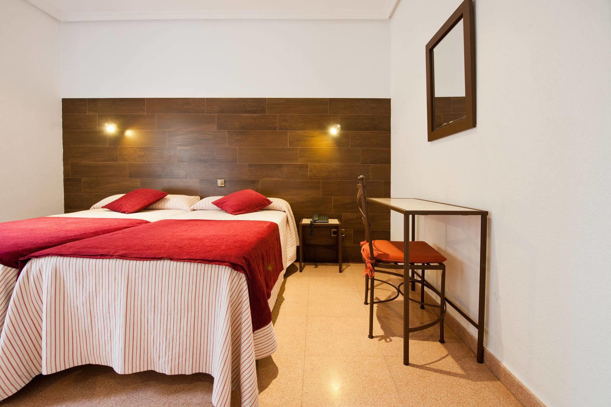 Hostal Sol Toledo Eksteriør bilde